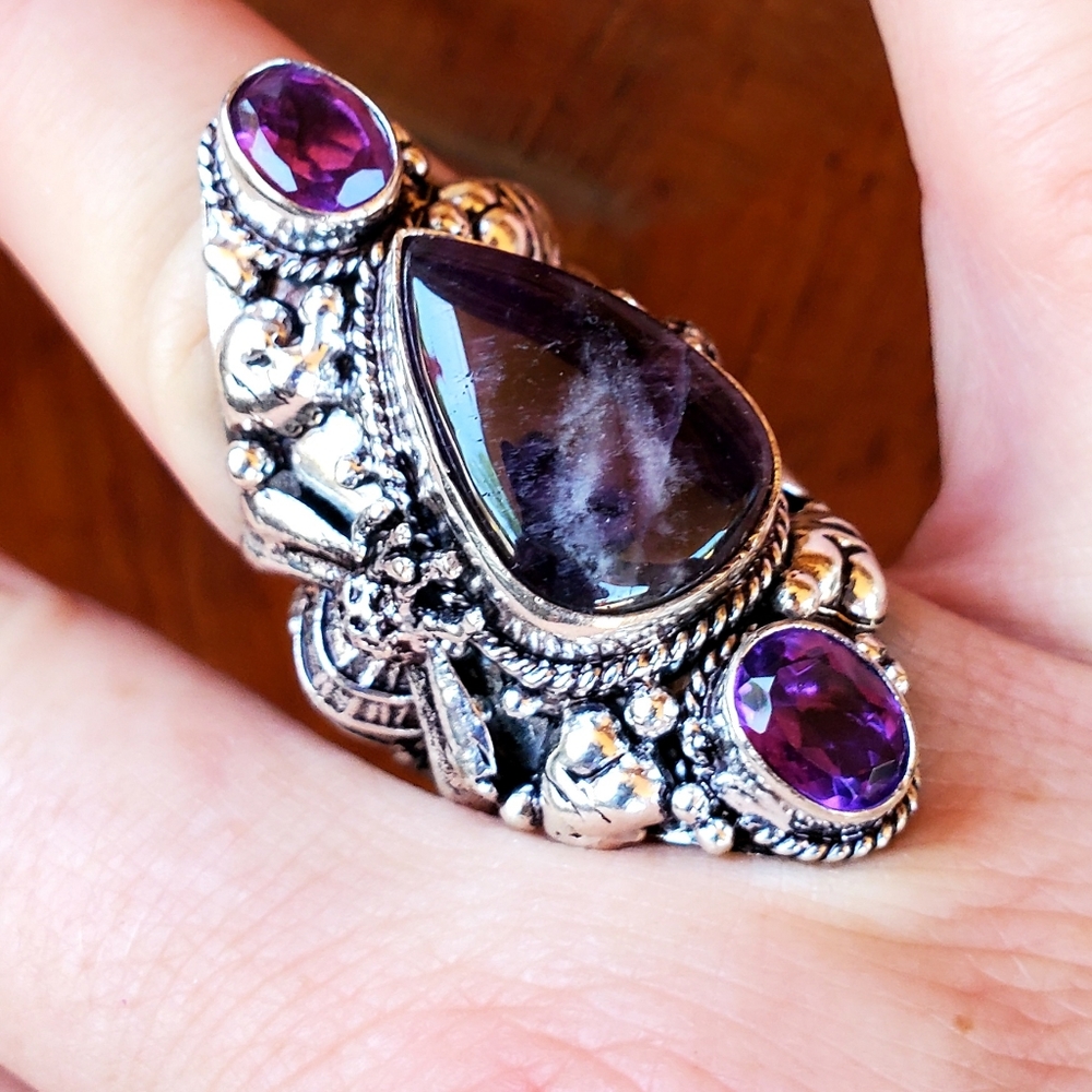 New Chevron Amethyst 925 Silver Queen Bee Statement Ring.